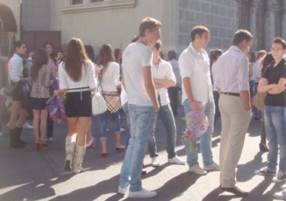 Atenţie, părinţi! Iată ce vă sfătuiesc poliţiştii, pentru siguranţa copiilor